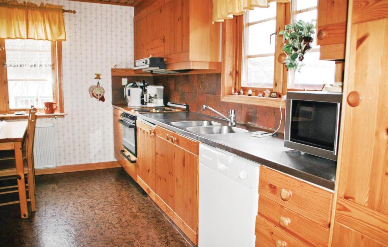 Cozy Home In Uddevalla With Wifi Haljebol Luaran gambar